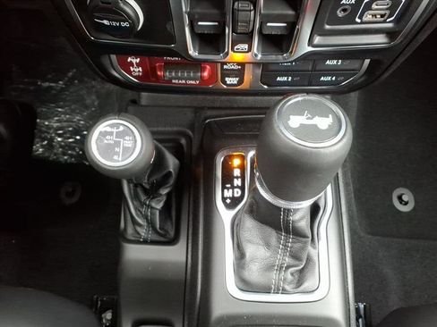 New 2026 Jeep Wrangler Unlimited Rubicon image 13