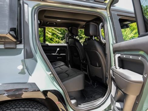 New 2026 Land Rover Defender 110 Trophy Edition AWD/4WD image 48
