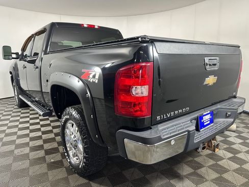 Used 2011 Chevrolet Silverado 2500 LTZ w/ Snow Plow Prep Package AWD/4WD image 3