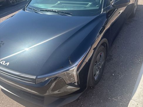 Certified 2025 Kia K4 FWD image 12