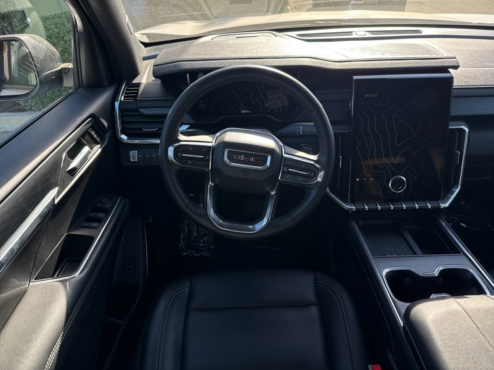 Used 2024 GMC Acadia Elevation AWD/4WD image 12