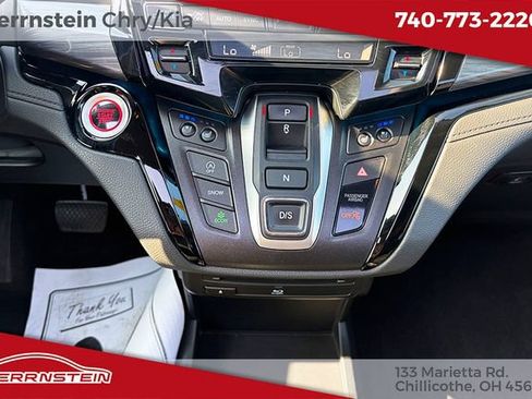 Used 2023 Honda Odyssey Elite image 13