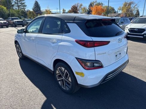 Used 2022 Hyundai Kona SEL image 5