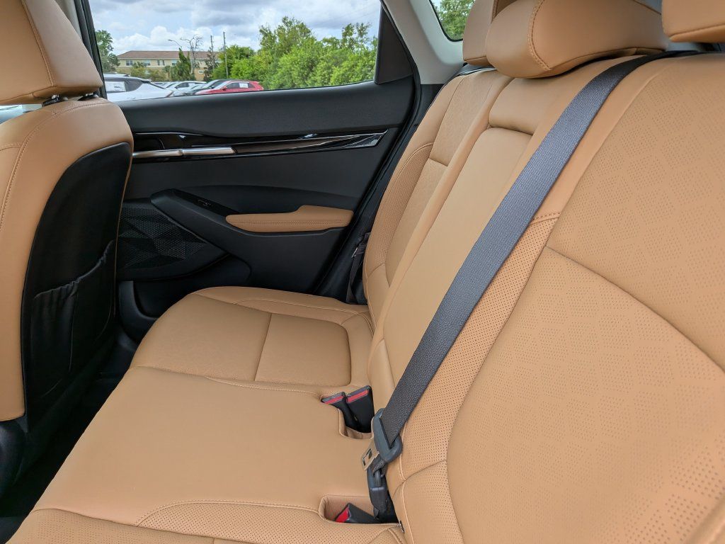 Certified 2024 Kia Seltos SX AWD/4WD image 19