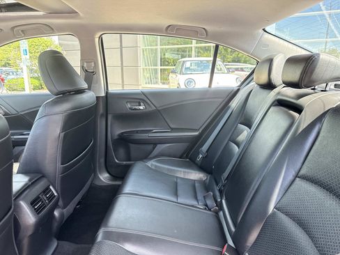 Used 2015 Honda Accord EX-L image 14