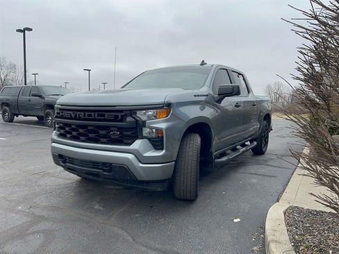 Used 2023 Chevrolet Silverado 1500 Custom w/ Rally Edition image 3