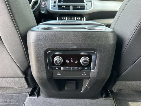 Certified 2022 Chevrolet Tahoe Z71 w/ Z71 Off-Road Package AWD/4WD image 22