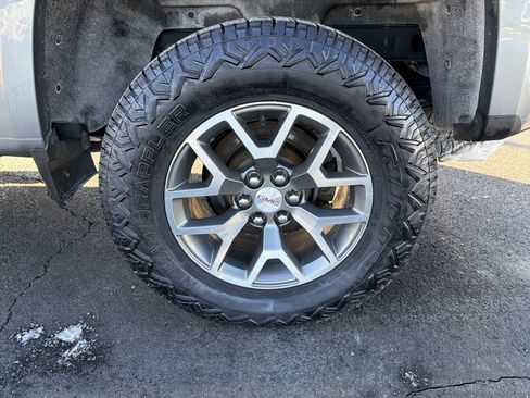 Used 2020 GMC Canyon All Terrain w/ All Terrain X Package image 34