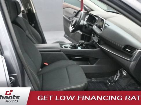Used 2023 Nissan Rogue S AWD/4WD image 15