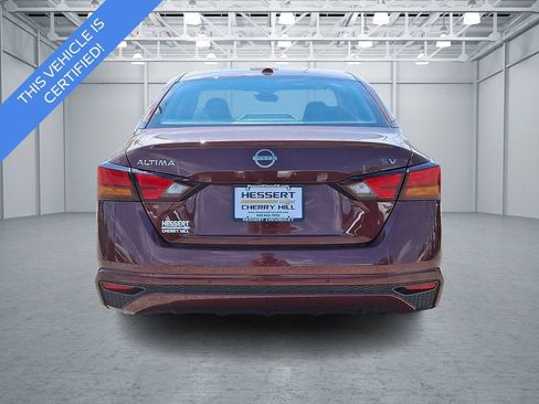 Used 2024 Nissan Altima 2.5 SV FWD image 6