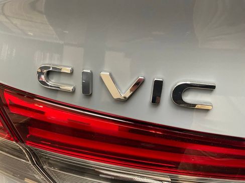 Used 2023 Honda Civic EX image 22