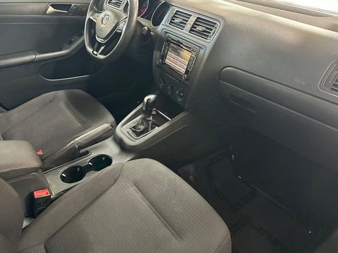 Used 2015 Volkswagen Jetta S w/ Welcome Package image 17