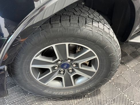 Used 2016 Ford F150 XLT w/ Equipment Group 302A Luxury image 40