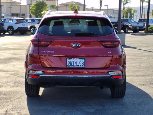Used 2021 Kia Sportage EX FWD image 7