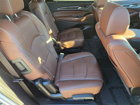 Used 2021 Buick Enclave Avenir w/ Avenir Technology Package image 21