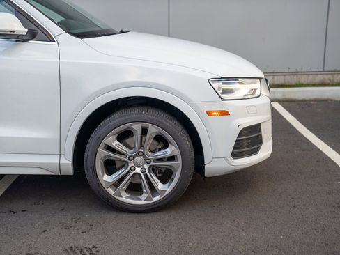 Used 2016 Audi Q3 2.0T Premium Plus w/ Technology Package image 9