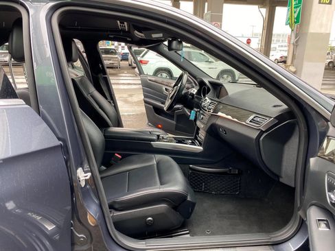 Used 2016 Mercedes-Benz E 350 Sedan image 12