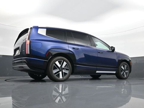 New 2026 Hyundai Ioniq 9 SEL image 26