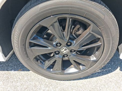 Certified 2024 Honda Odyssey Sport image 14