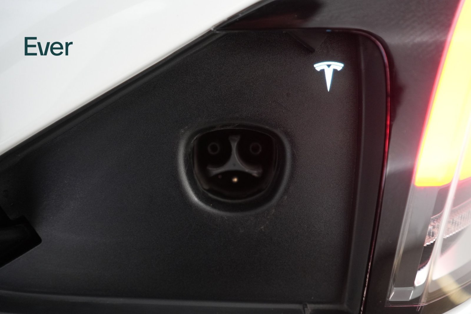 Used 2023 Tesla Model X AWD/4WD image 10