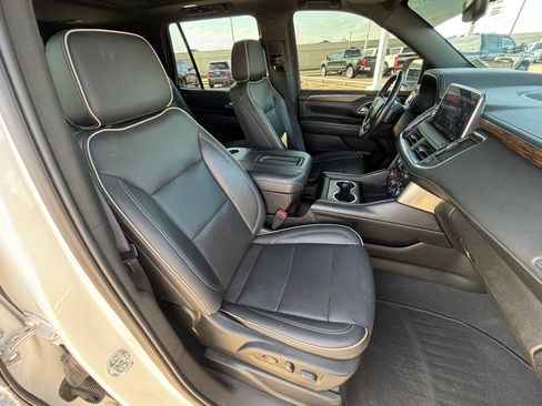 Used 2021 Chevrolet Tahoe Premier w/ Texas Edition image 32