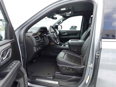 Used 2023 Chevrolet Tahoe High Country w/ Premium Package AWD/4WD image 12