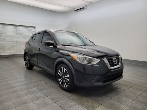 Used 2018 Nissan Kicks SV image 13