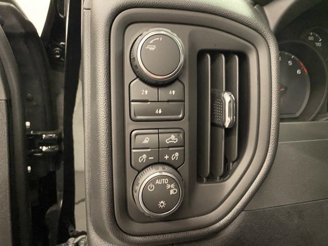 New 2026 Chevrolet Silverado 2500 Custom w/ Custom Value Package AWD/4WD image 31