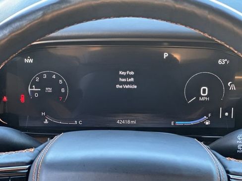 Used 2022 Jeep Grand Wagoneer Series III image 15