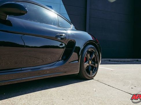 Used 2016 Porsche Cayman image 19