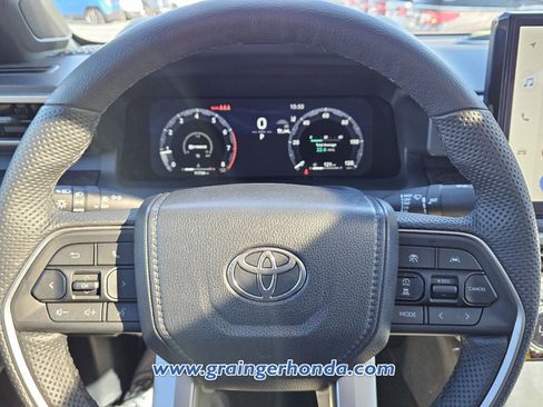 Used 2024 Toyota Tacoma Limited w/ Limited Package (LT) image 18