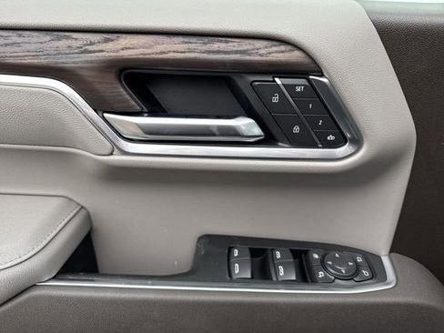 New 2026 GMC Sierra 1500 SLT w/ SLT Premium Package image 13