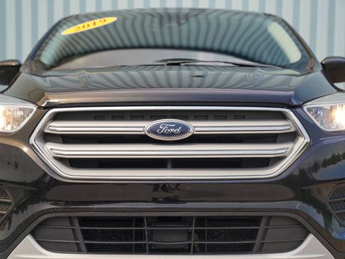 Used 2019 Ford Escape SE AWD/4WD image 4