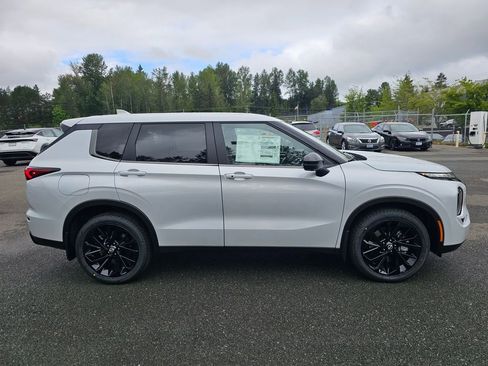 New 2026 Nissan Rogue SL AWD/4WD image 4