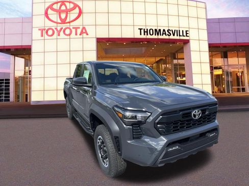 New 2025 Toyota Tacoma 4x4 Double Cab image 3