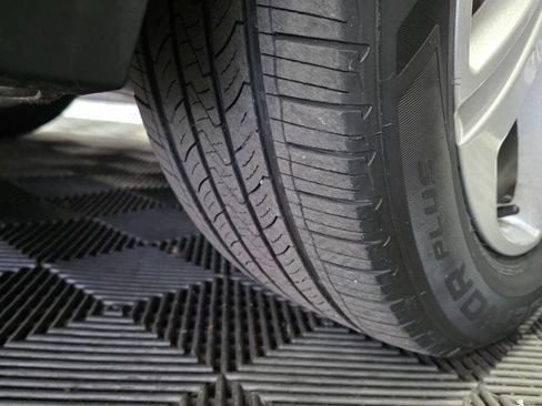 Used 2018 GMC Terrain SLE w/ Driver Convenience Package image 39