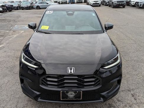 Used 2025 Honda HR-V Sport image 3