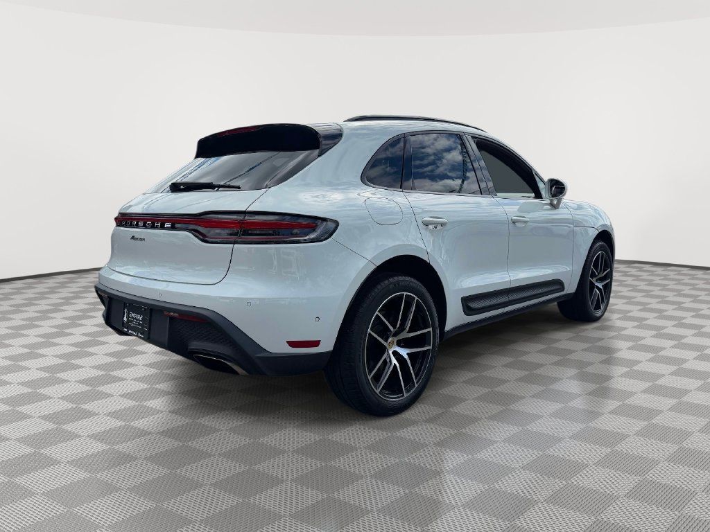 Used 2022 Porsche Macan AWD/4WD image 7