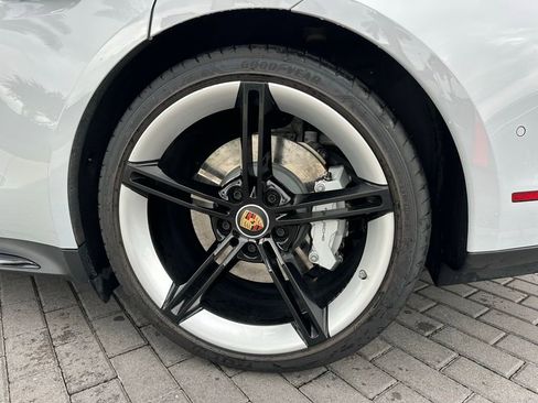 Used 2024 Porsche Taycan GTS image 45