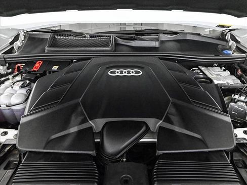 Used 2025 Audi Q7 3.0T Premium Plus image 25