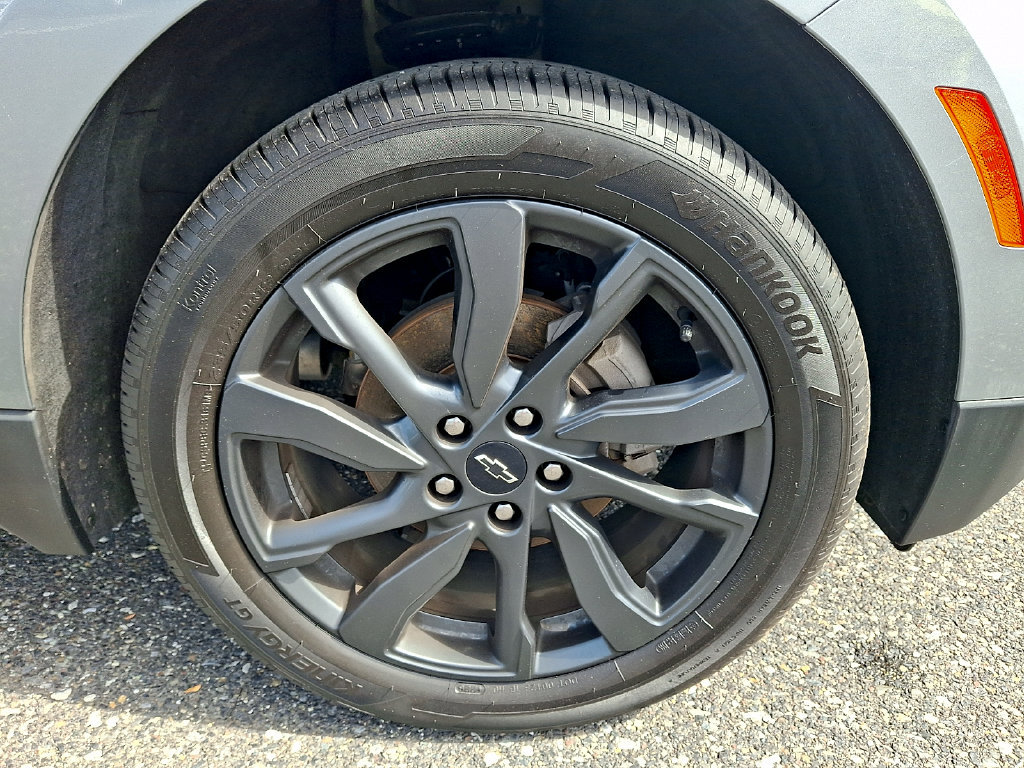 Used 2023 Chevrolet Equinox RS AWD/4WD image 12
