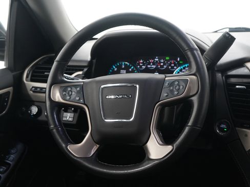 Used 2018 GMC Yukon XL Denali w/ Open Road Package image 19