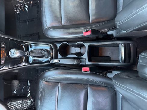 Used 2017 Buick Encore Essence image 24