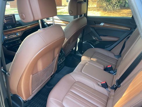 Used 2022 Audi Q5 2.0T Premium Plus w/ Premium Plus Package image 12