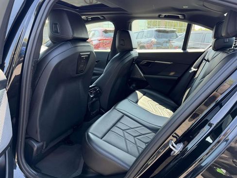 Used 2024 BMW 530i xDrive w/ Premium Package AWD/4WD image 15