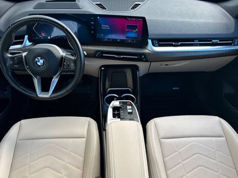Used 2023 BMW X1 xDrive28i w/ Premium Package AWD/4WD image 14
