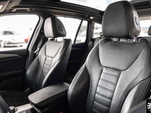 Used 2019 BMW X3 xDrive30i w/ M Sport Package 2 AWD/4WD image 11