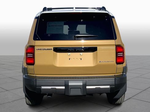 Certified 2025 Toyota Land Cruiser image 5