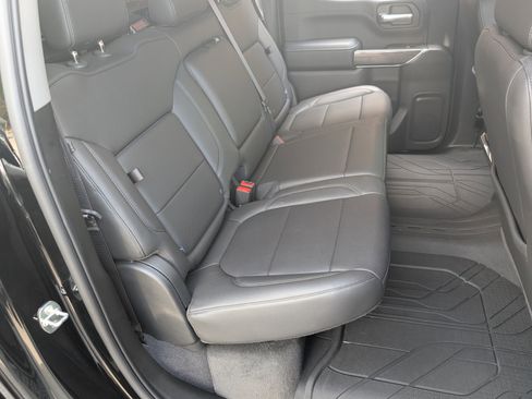 Used 2020 Chevrolet Silverado 1500 LTZ w/ LTZ Premium Package image 20