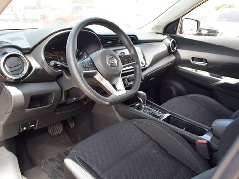 Used 2021 Nissan Kicks SV FWD image 15